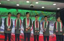 استقرار تماشاخانه سیار کانون در مسیر راهپیمایی ۲۲ بهمن